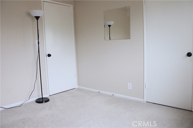 Foto del edificio - 2311 Basswood Cir