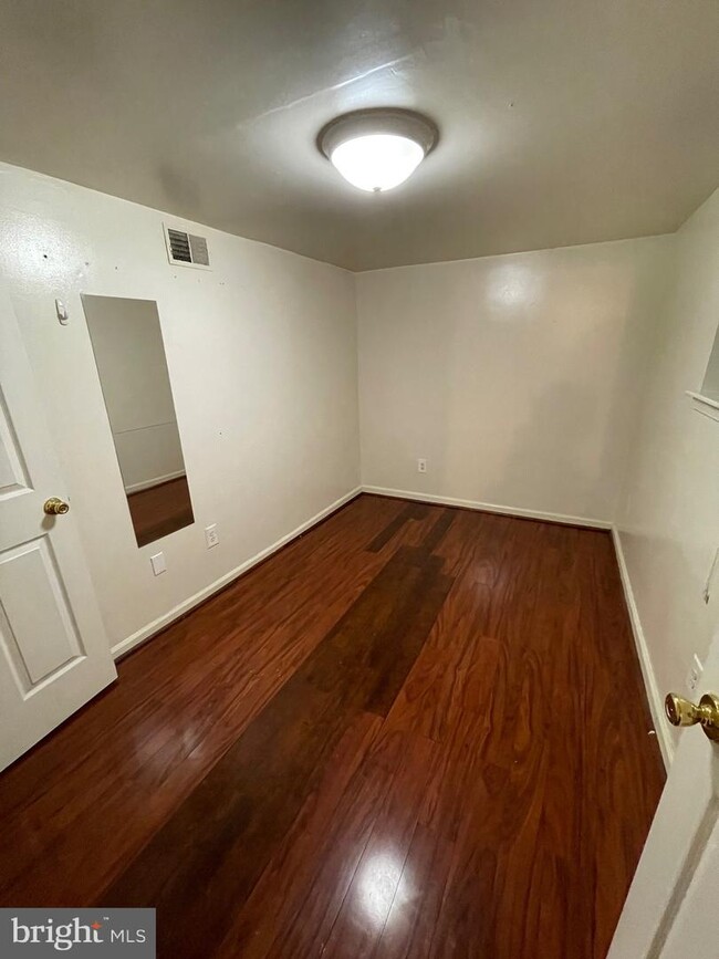 Foto del edificio - 1025 Bainbridge St
