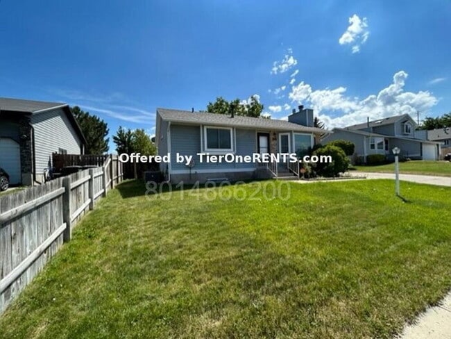 Building Photo - This property offers a NO DEPOSIT option available for qualified renters!