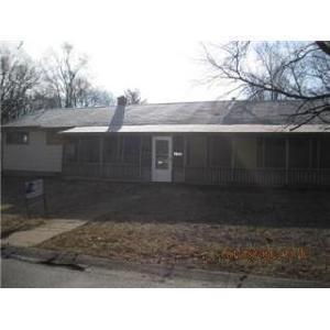Building Photo - 7601 Ruskin Way
