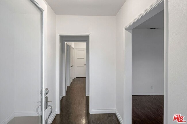 Foto del edificio - 11809 Juniette St