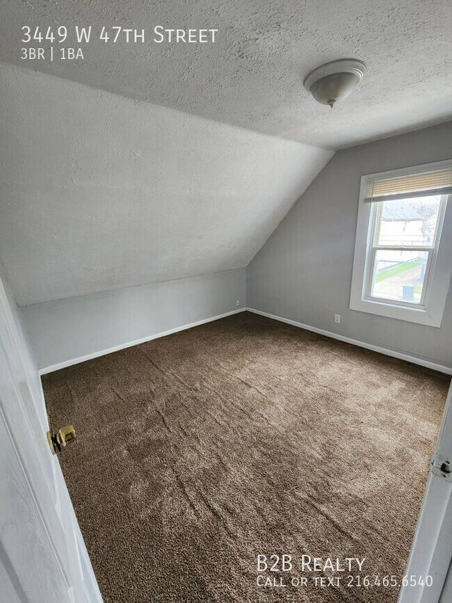 Foto del edificio - 3449 W 47th St