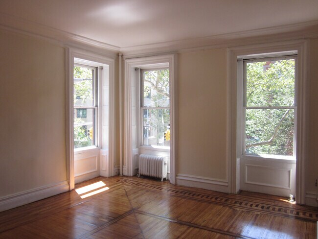 Building Photo - 93 Remsen Street