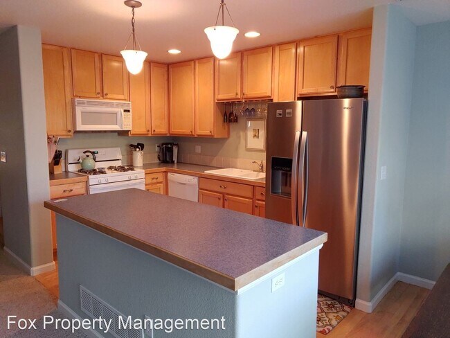 Building Photo - 3 br, 2.5 bath House - 358 Fern Lake Court