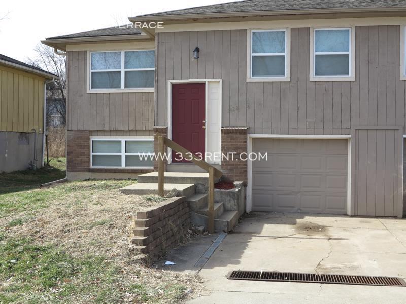 Primary Photo - 1422 N 63rd Terrace