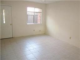 Foto del edificio - 5321 Pinewilde Dr