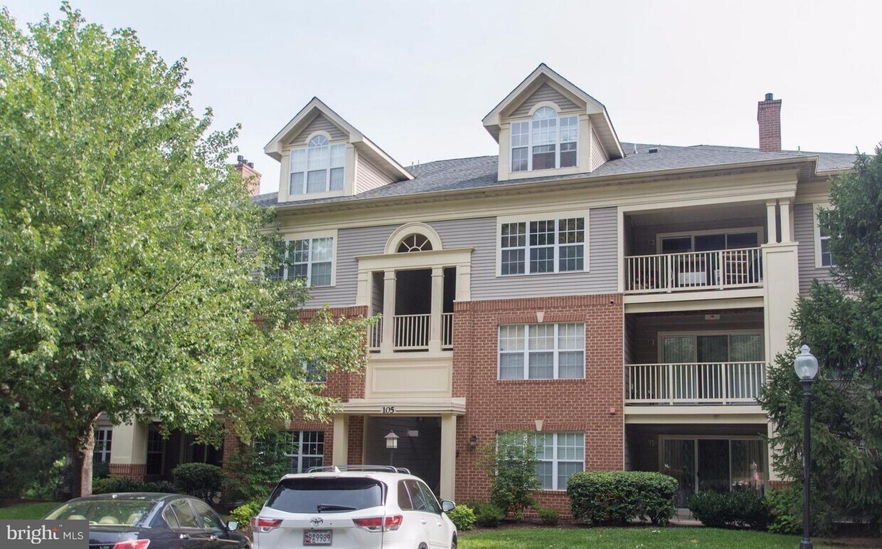 105 Timberbrook Ln Unit 102, Gaithersburg, MD 20878 Condo for Rent in