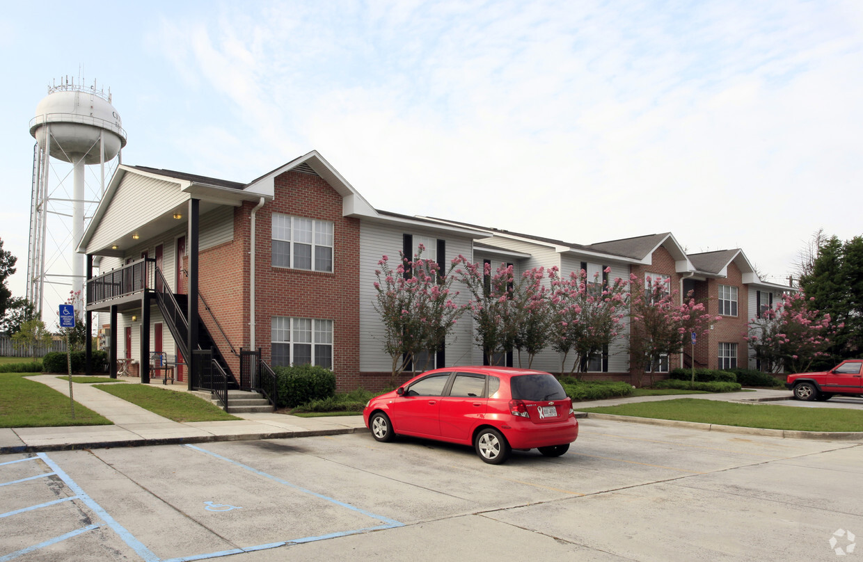 Foto principal - Fair Oaks Lane Apartments