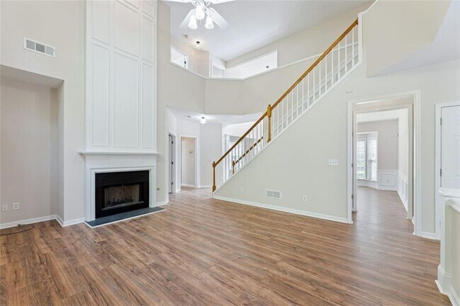 Foto del edificio - 100 Hawnley Trace