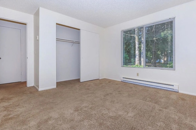 Building Photo - Abalon Pointe