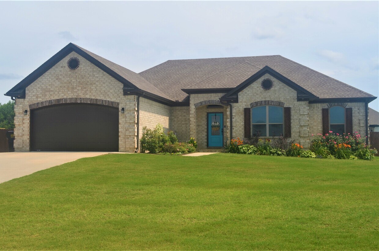 51 Barney Cove, Cabot, AR 72023 House for Rent in Cabot, AR