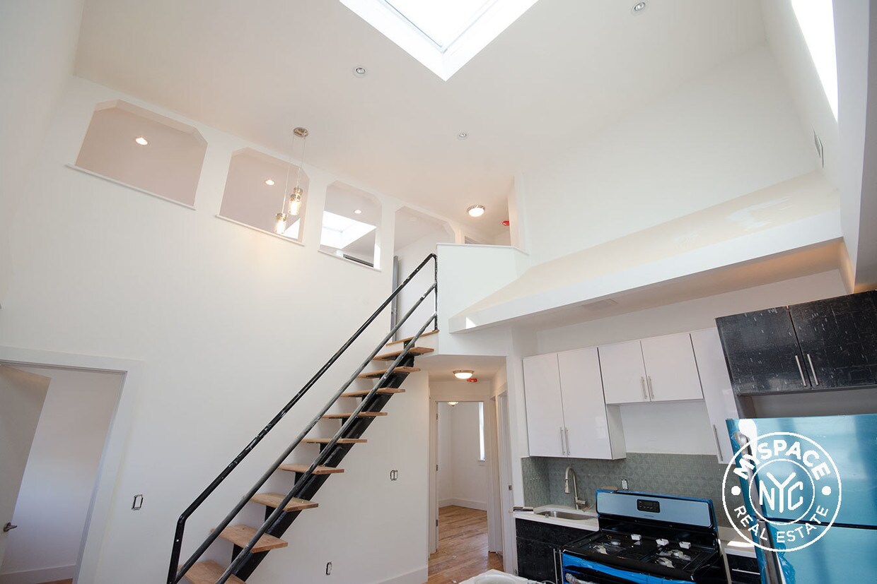 Foto principal - 307 Devoe St