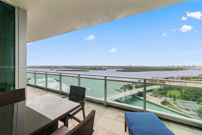 Building Photo - 10295 Collins Ave
