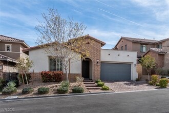 Building Photo - 11843 Cogoleto Ave