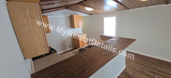 Foto del edificio - 49 Brookdale Rd