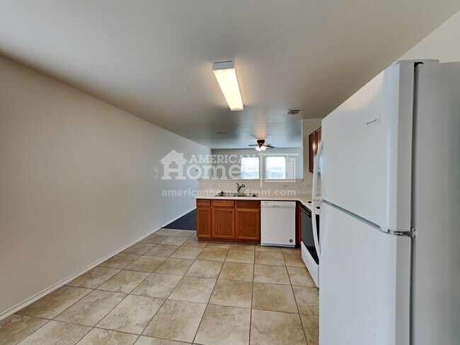 Building Photo - 1101 Eagle Claw Dr