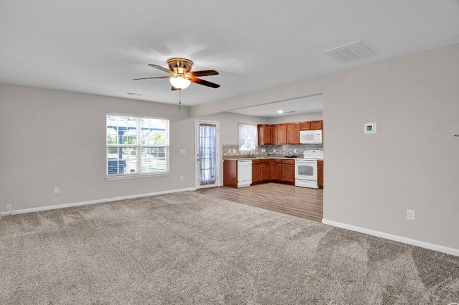 Building Photo - 9 Hillrise Ct