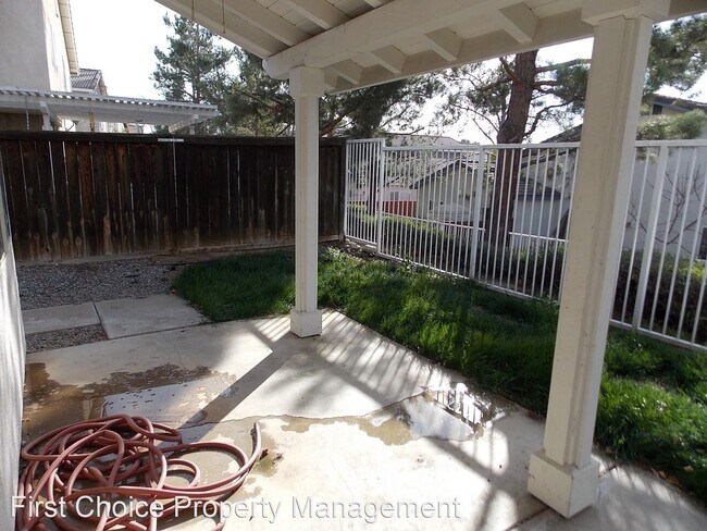 Foto del edificio - 3 br, 2.5 bath House - 19130 Pemberton Place