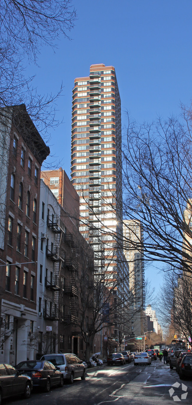 Foto del edificio - Saratoga