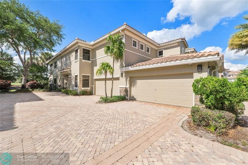 Foto principal - 7641 Old Thyme Ct