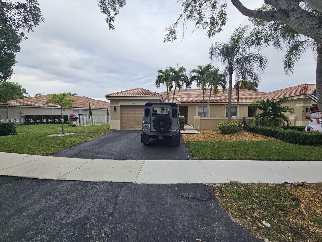 Foto principal - 1867 Andromeda Ln