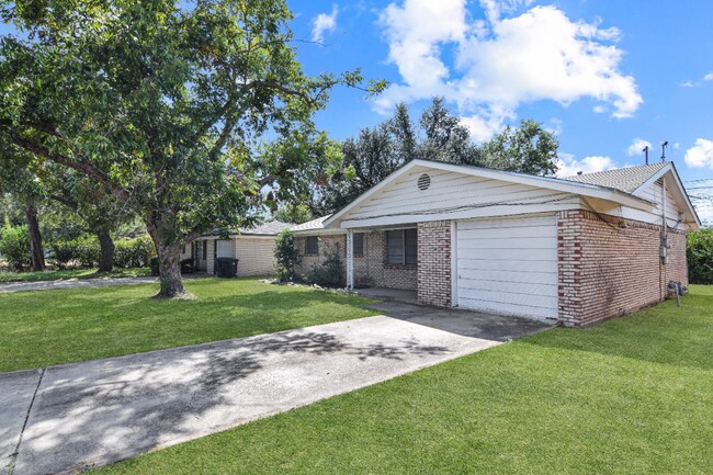 Foto del edificio - 3009 Glenwood Dr