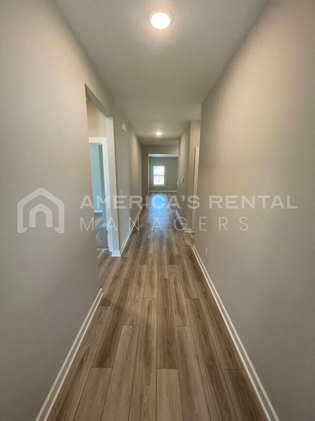 Building Photo - New Construction Home for Rent in Jasper, ...