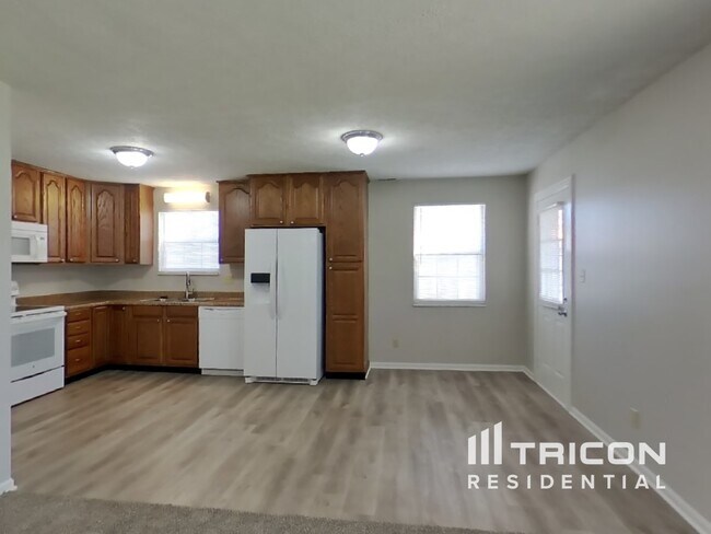 Building Photo - 5331 Yucatan Drive Indianapolis IN