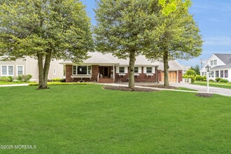 Building Photo - 208 Trenton Blvd