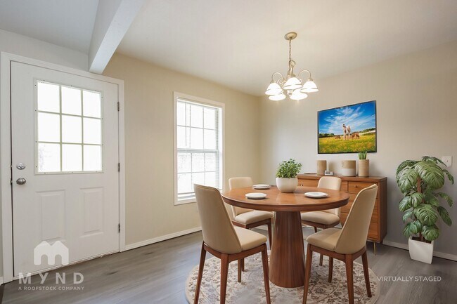 Foto del edificio - 413 Denton Cir