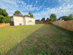 Building Photo - 8202 Alabaster Dr