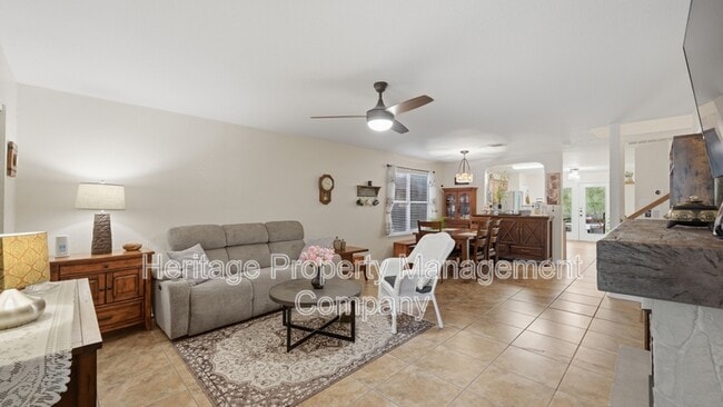 Building Photo - 2909 Ashwood Rd
