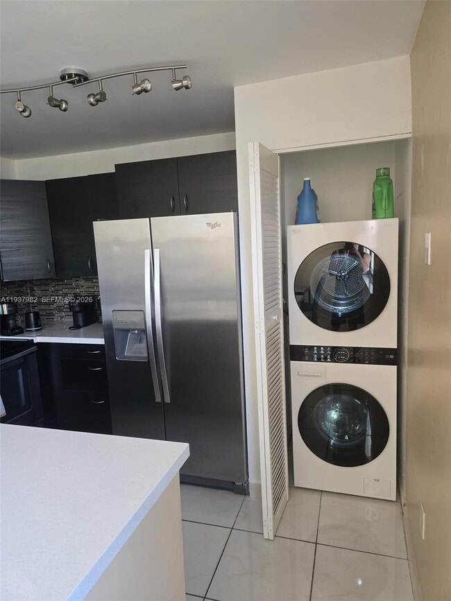 Building Photo - 10302 NW 9th St Cir