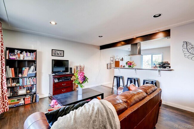 Sala de estar - 2838 Xavier St