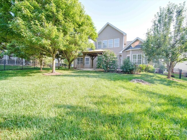 Foto del edificio - 15340 Prescott Hill Ave