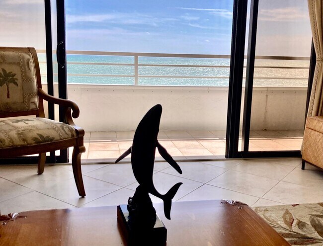 Foto del edificio - 9950 S Ocean Dr