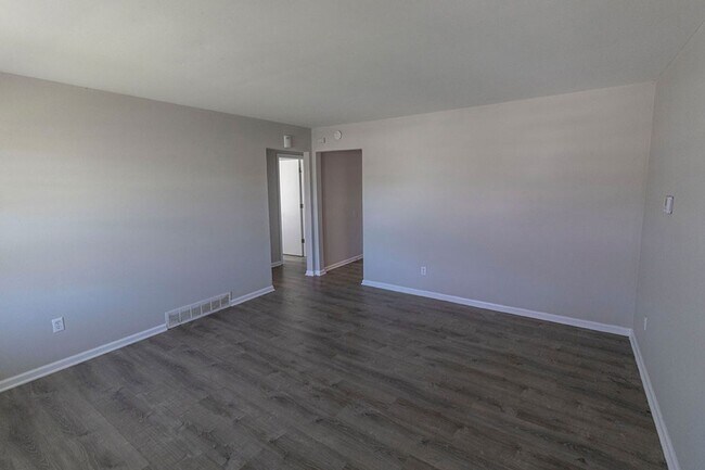 Foto del edificio - 2510 Quail Dr