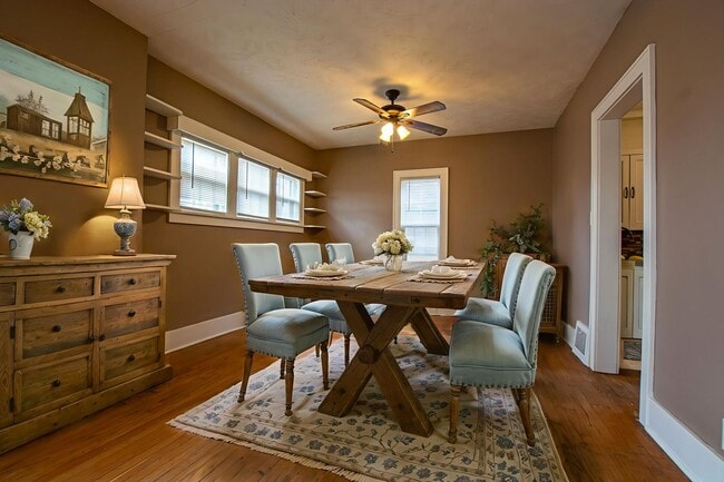 Building Photo - Cute 1 Bedroom / 1 Bath Home with Fenced i...