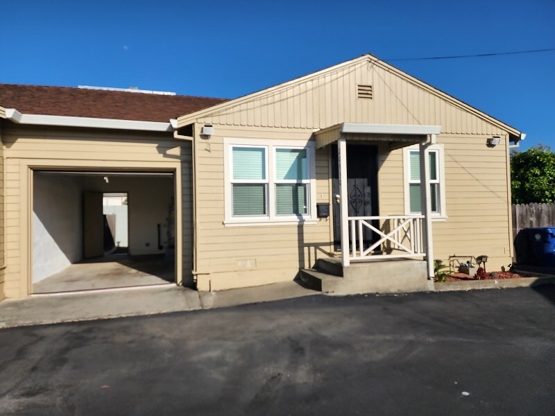 Foto principal - 20930 Cato Ct
