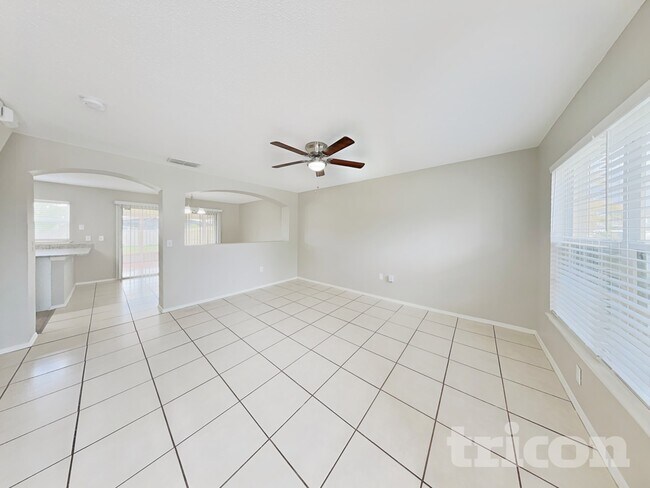 Building Photo - 1227 Carey Glen Cir