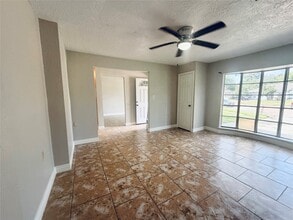 Building Photo - 12211 Wessex Dr