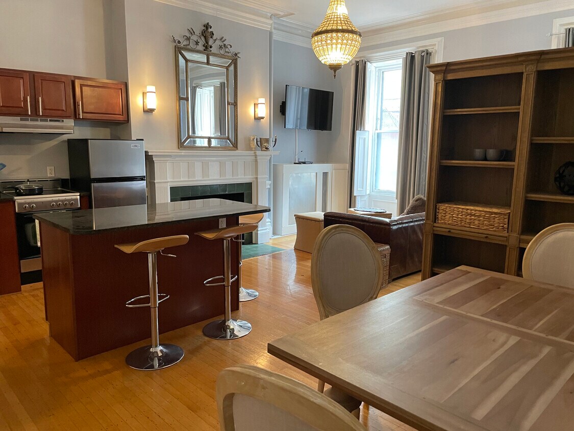 Foto principal - 105 Beacon St