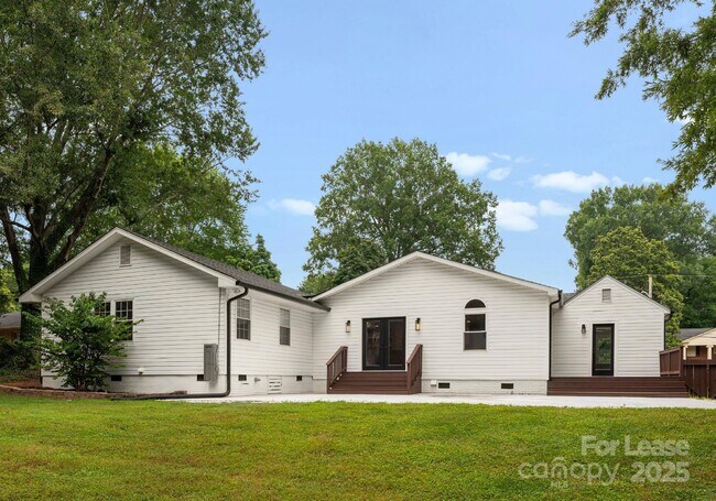Foto del edificio - 1121 S Edgemont Ave