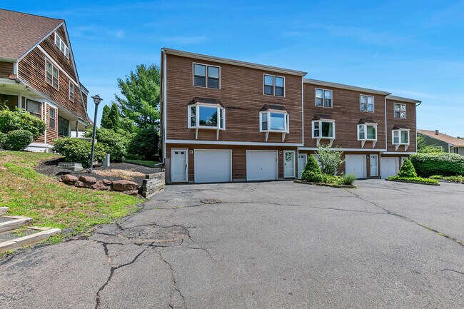 Foto del edificio - 690 N Colony Rd