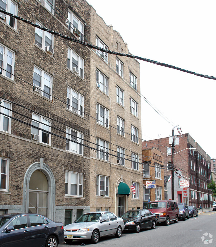 Foto principal - Dillon Condominium