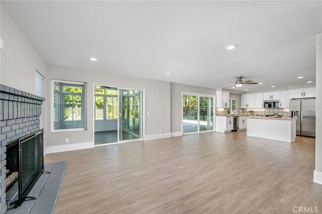 Foto del edificio - 33372 Breezy Pl