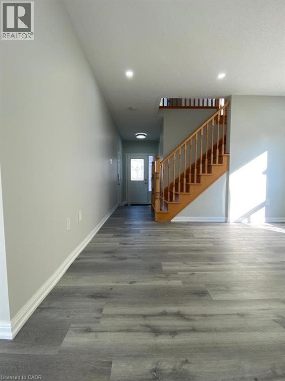Building Photo - 28 Tawnie Crescent
