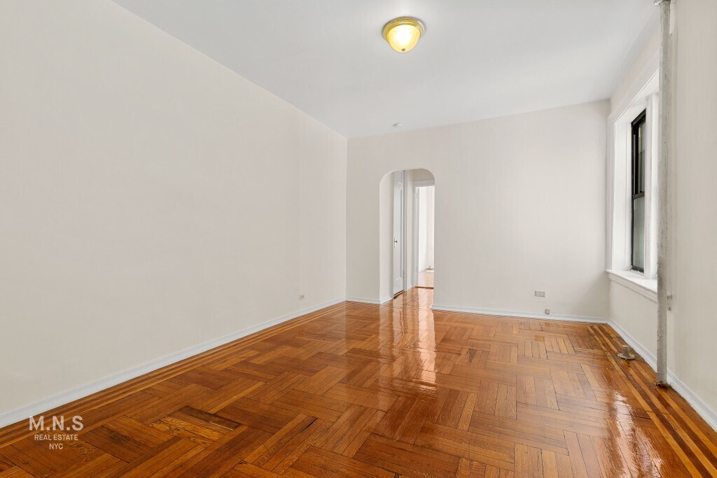 20 Laurel Hill Ter Unit 2E, New York, NY 10033 Room for Rent in New