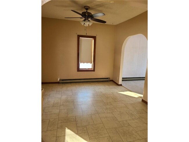 Building Photo - 463 Stearns Ave