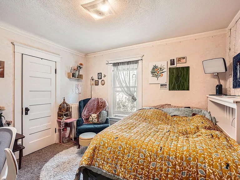 Foto principal - 1013 24th Ave SE
